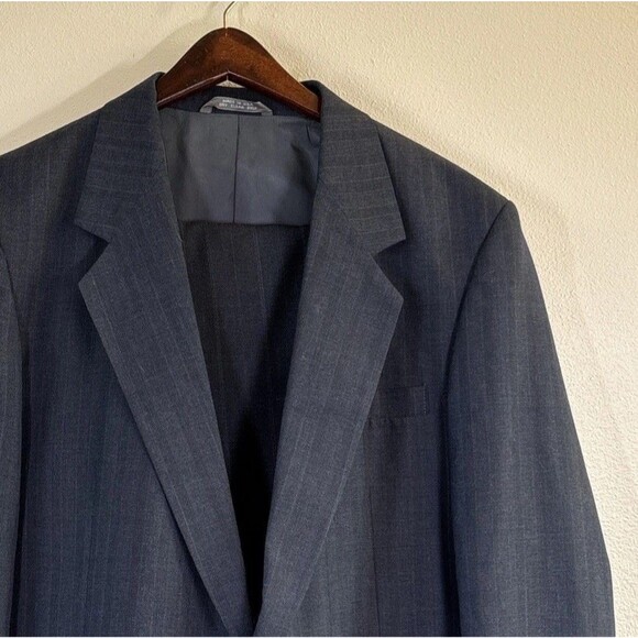 Haggar Gallery Imperial Suit Men 46 charcoal PinStrip Classic 2 Button 38x32